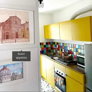 Close Enough Appartamento